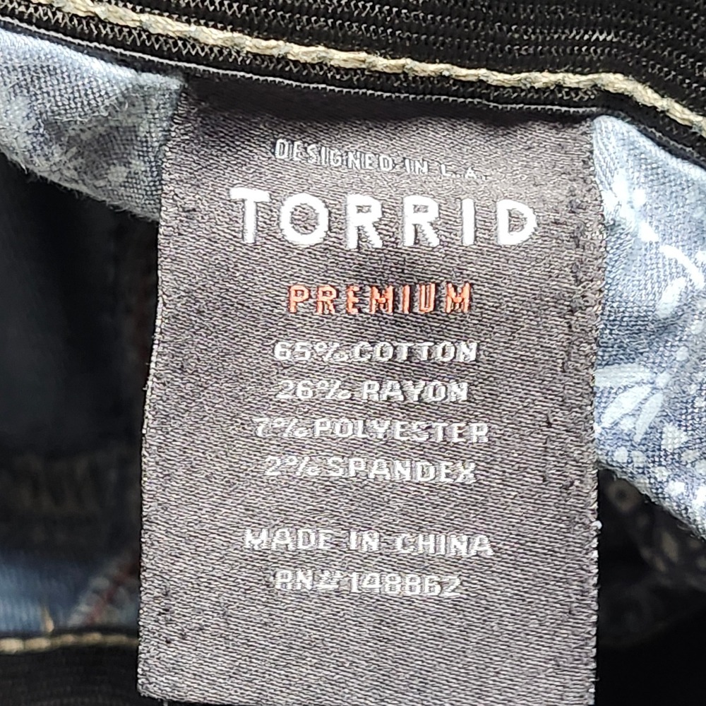 Torrid Premium Sky High Skinny Jeans‎ Womens 14R Distressed Stretch High Rise - Picture 12 of 15